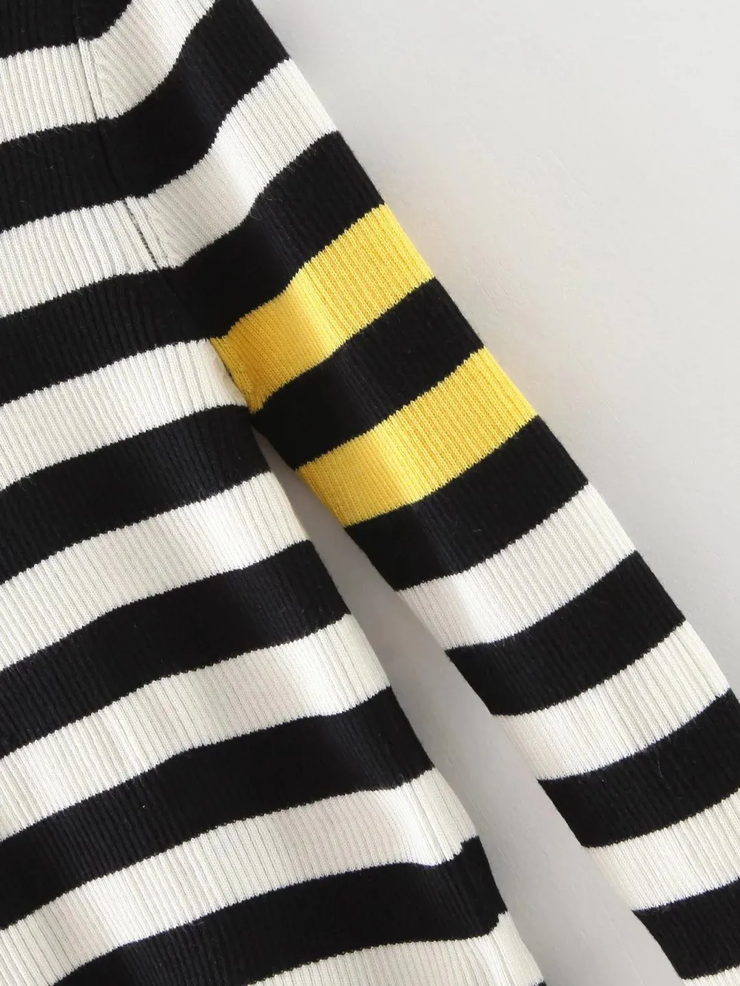 Black White Stripes Zebra Slit Sleeve Sweater Knitwear