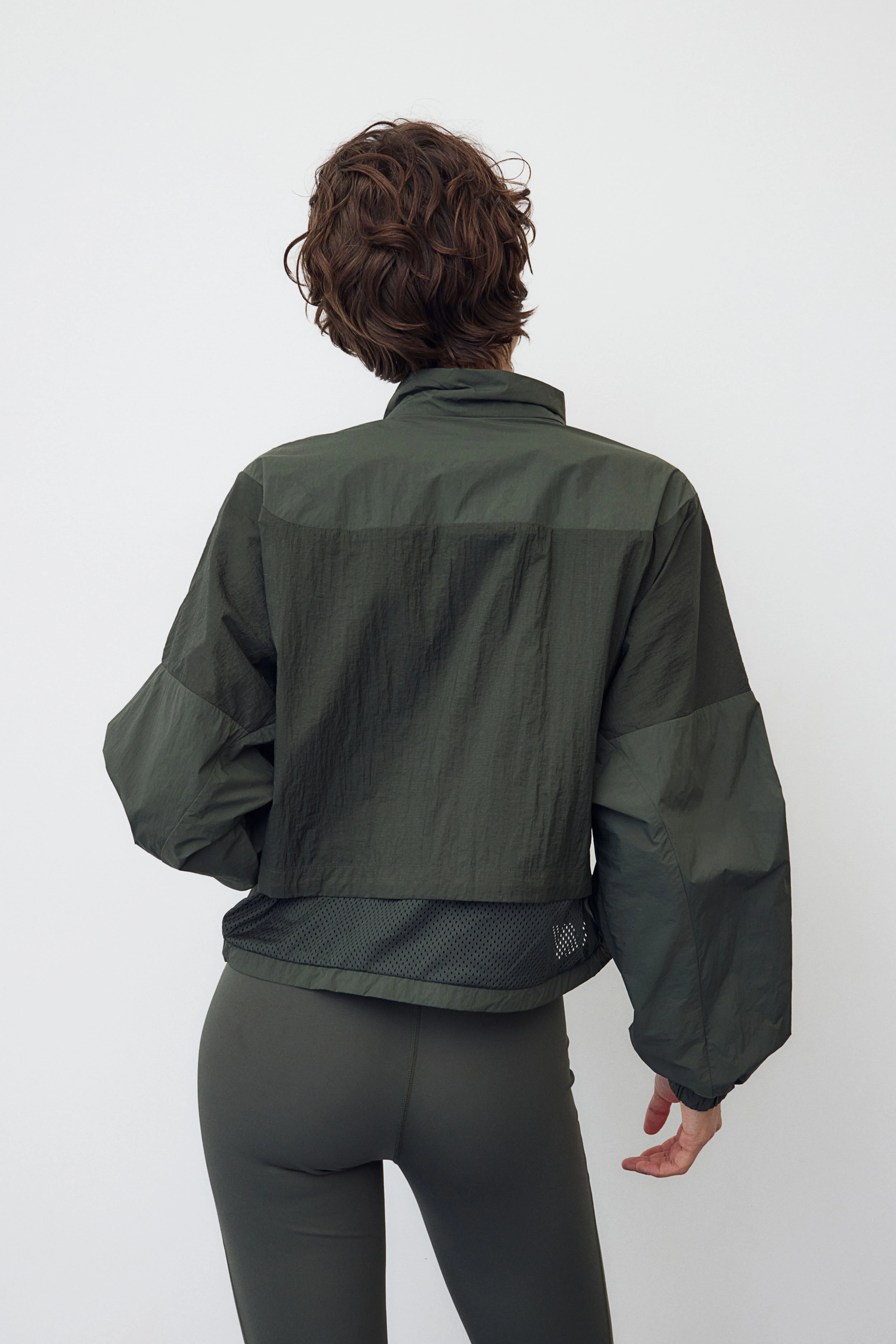 DryMove™ Running jacket - Long sleeve - Regular length - Dark khaki green - Ladies | H&M GB