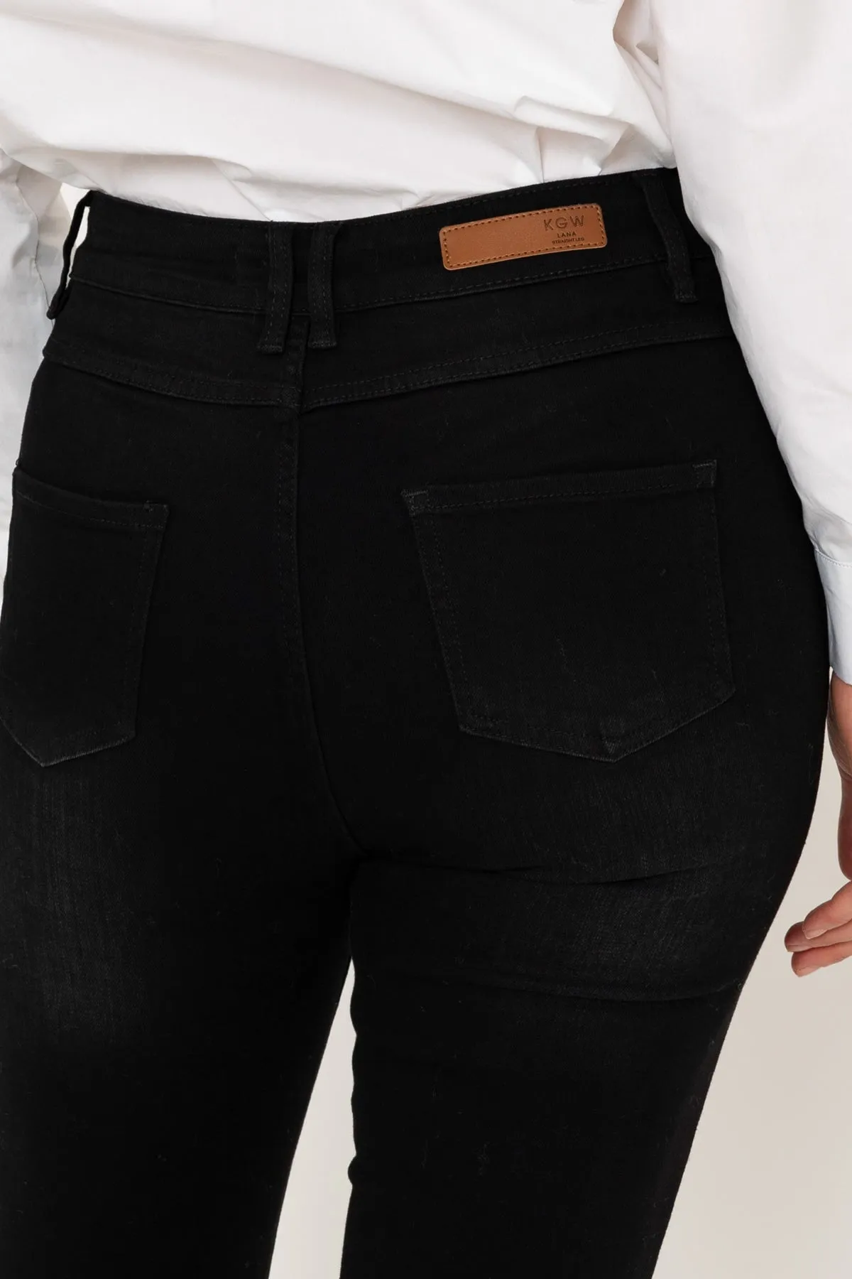 Lana Straight Leg Jeans in Charcoal