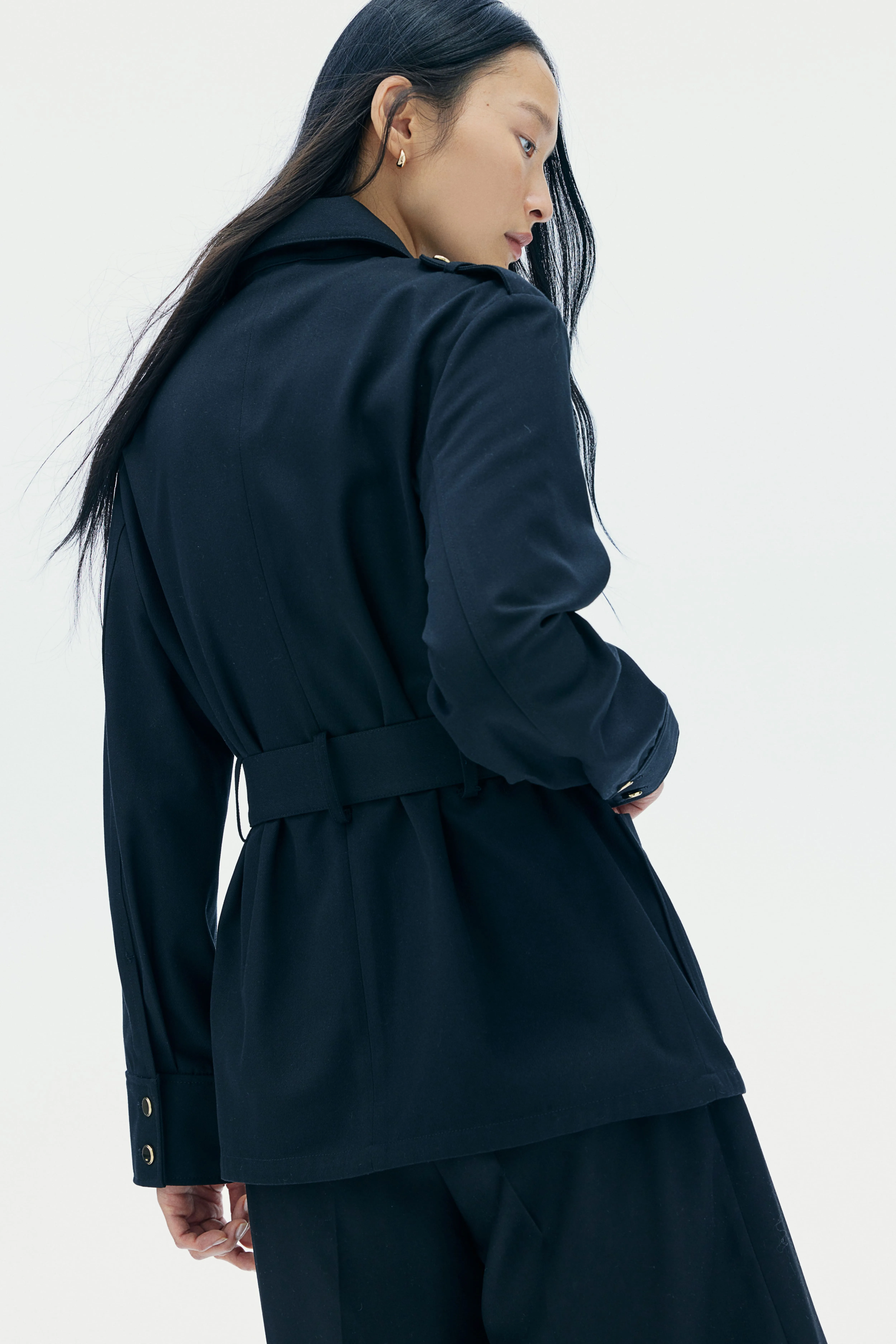 Loose cargo jacket - V-neck - Long sleeve - Black - Ladies | H&M GB