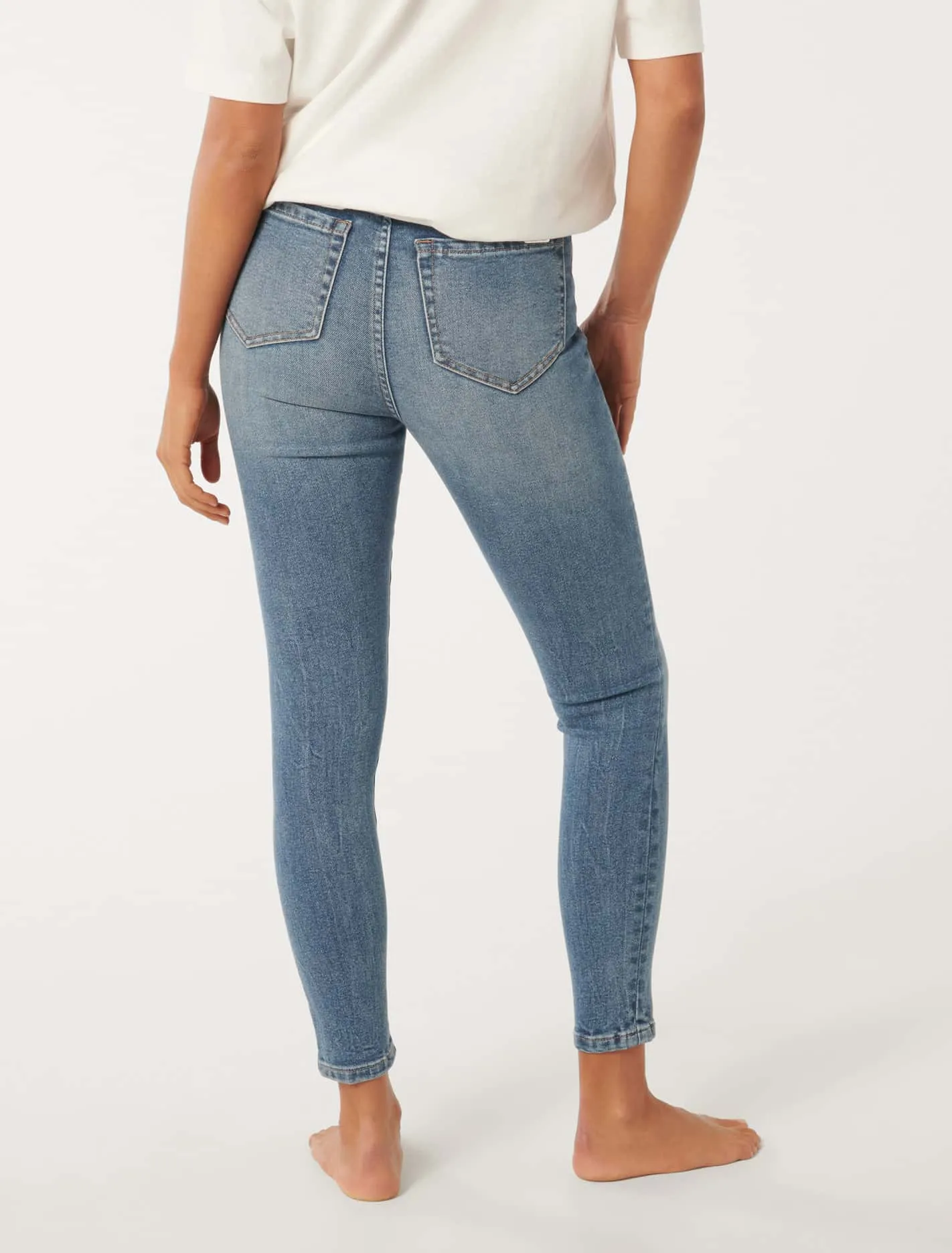 Mila High-Rise Skinny Jeans