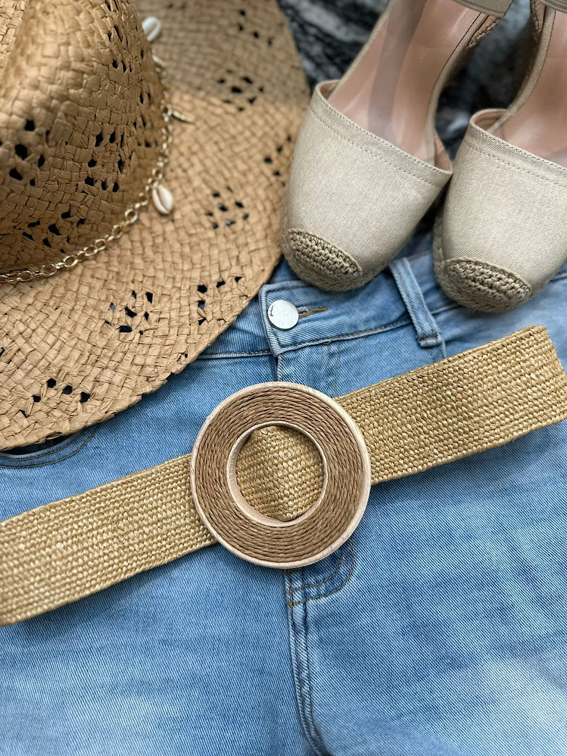 Natural Round Weaved Buckle Belt