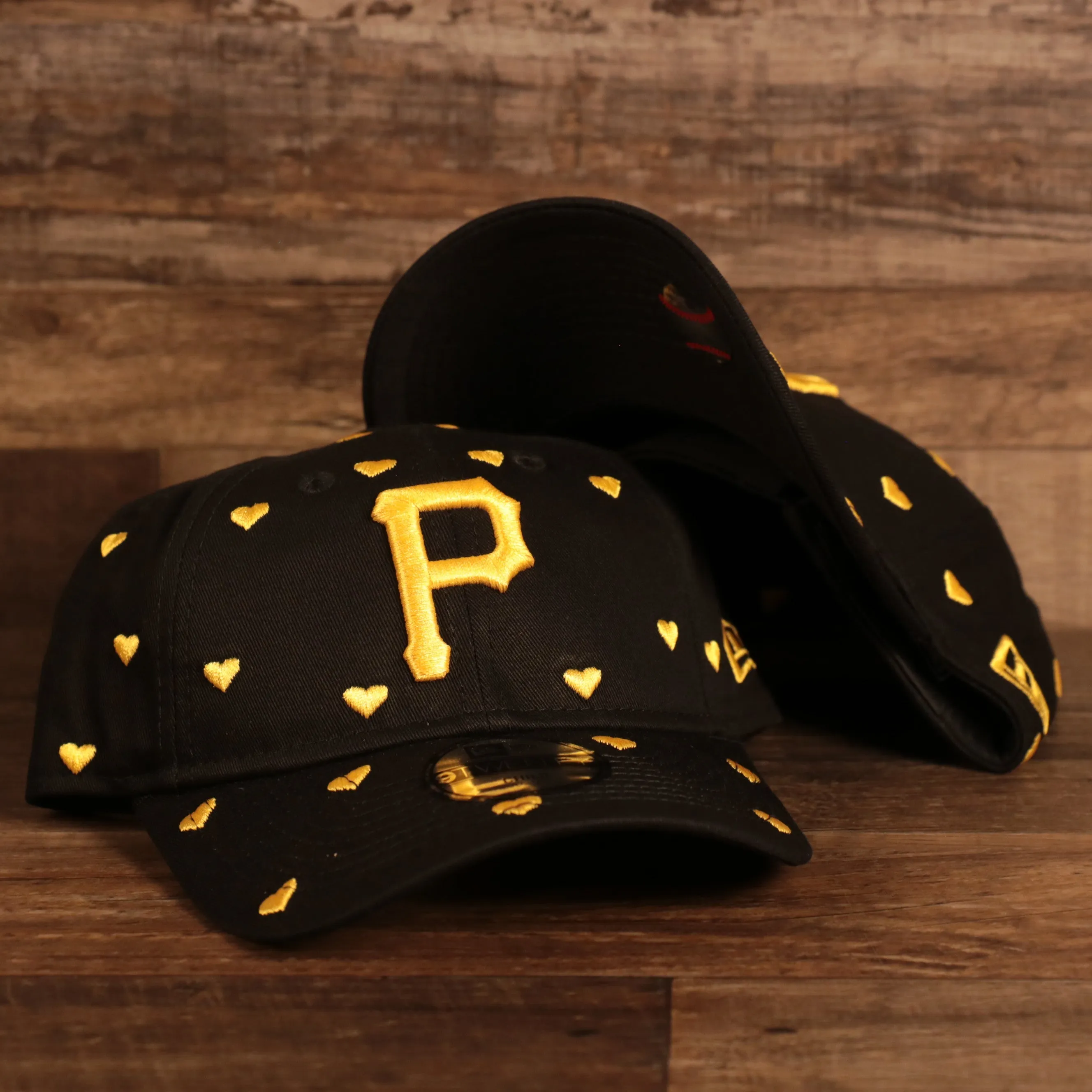 NEW ERA | PITTSBURGH PIRATES | DAD HAT | HEART CONFETTI | BLACK | CHILD OSFM