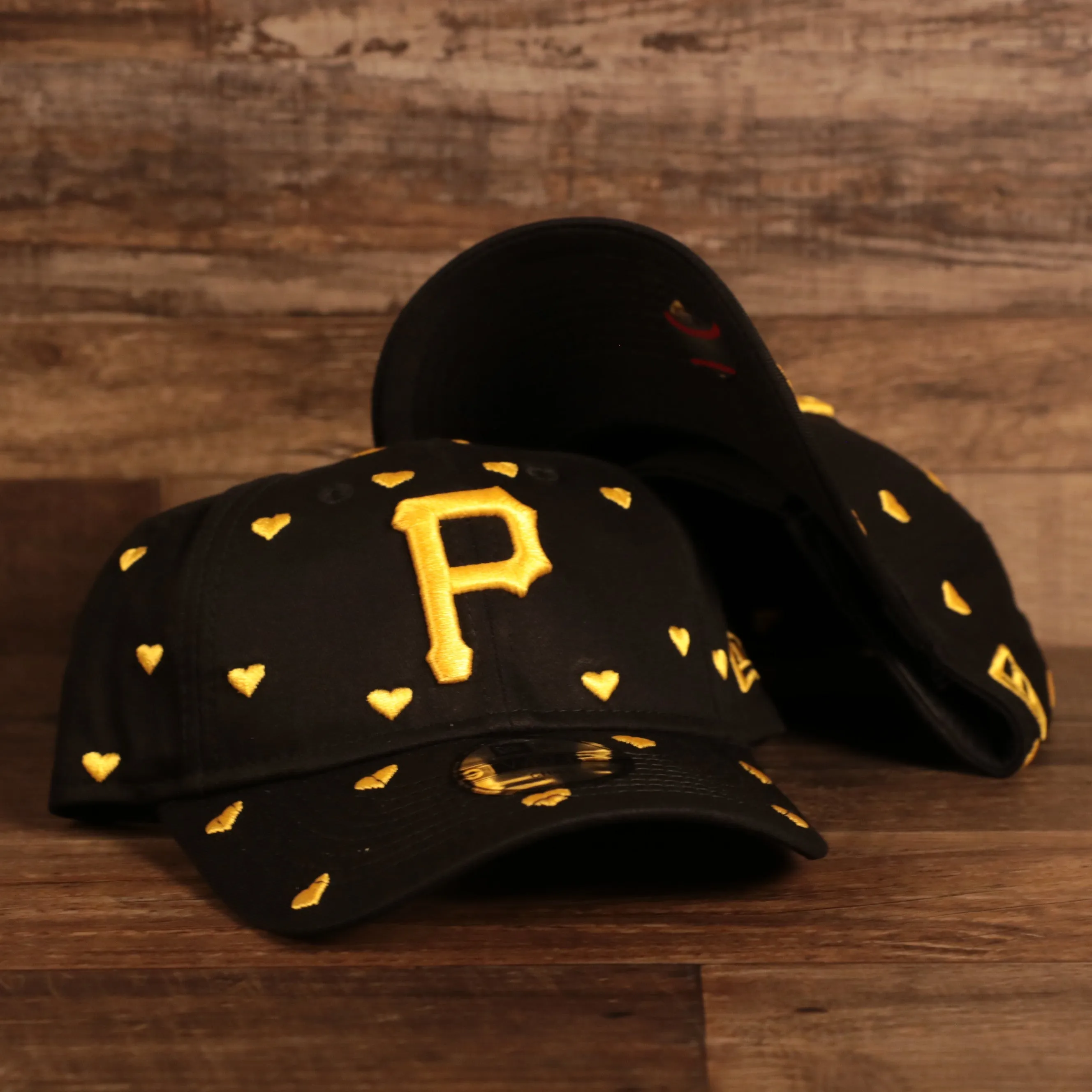 NEW ERA | PITTSBURGH PIRATES | DAD HAT | HEART CONFETTI | BLACK | CHILD OSFM