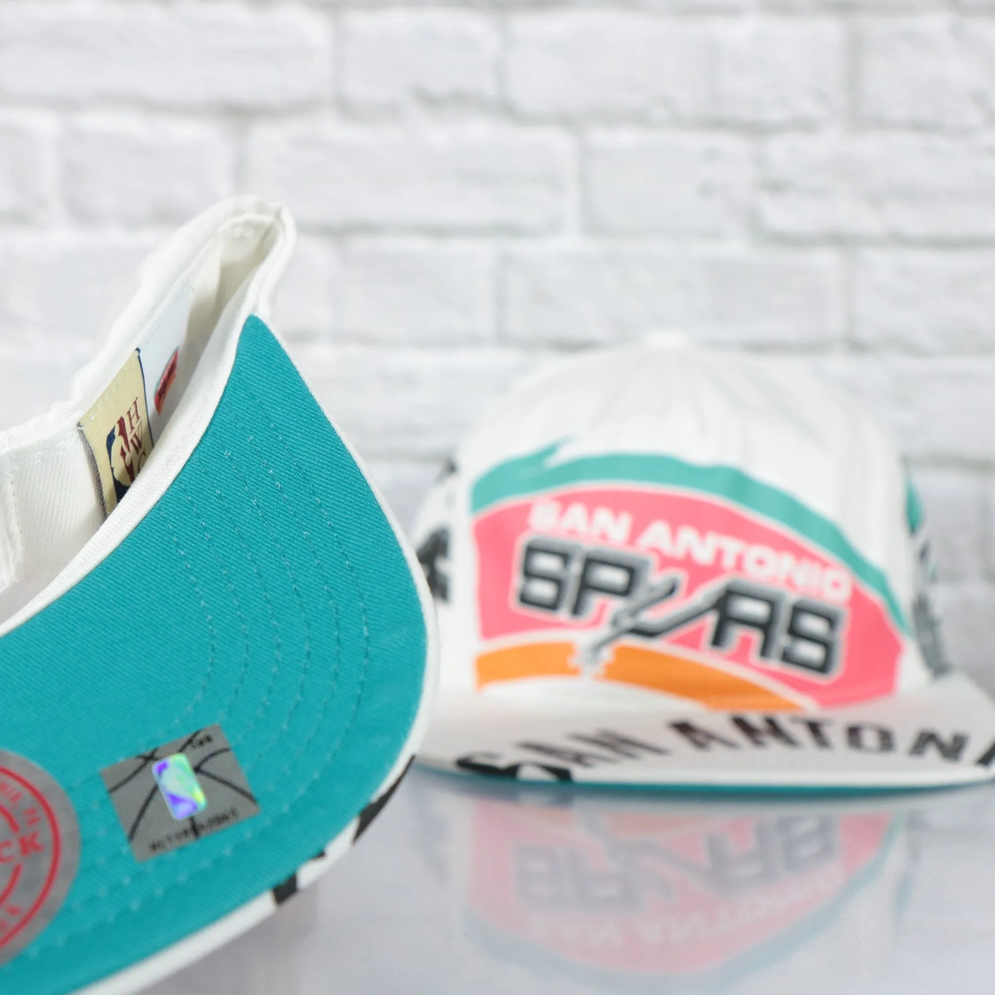 San Antonio Spurs Hardwood Classics In Your Face Deadstock Teal bottom | White Snapback Hat