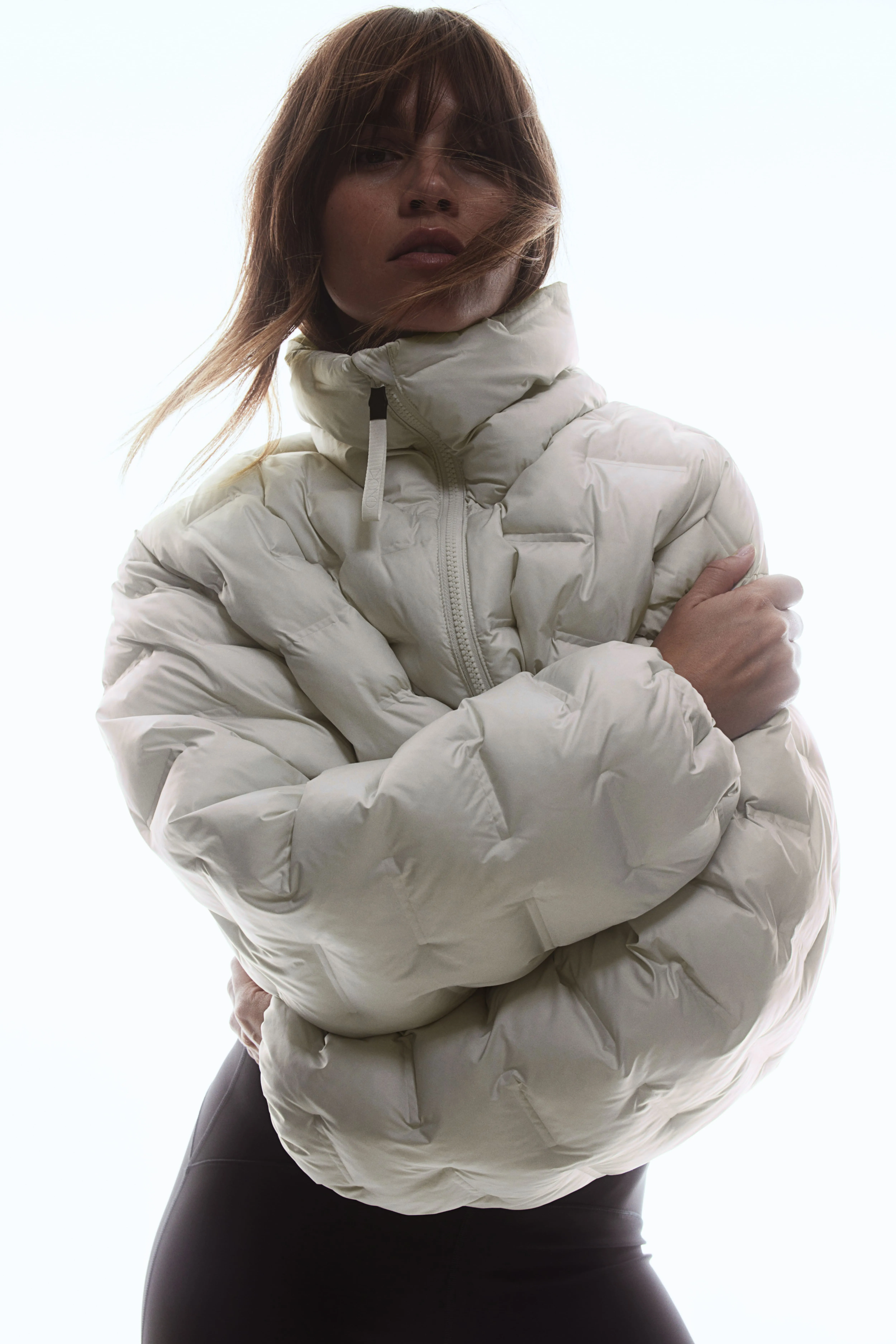 ThermoMove™ Water-repellent padded jacket - Long sleeve - Regular length - White - Ladies | H&M GB