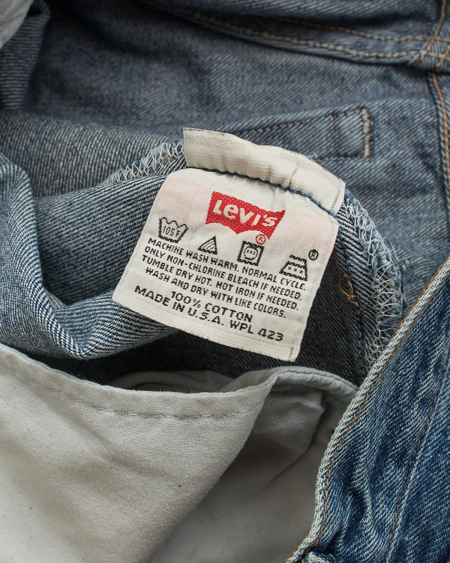 Vintage 1990's Made in USA Levi's 501 Jeans W 31 / L 32