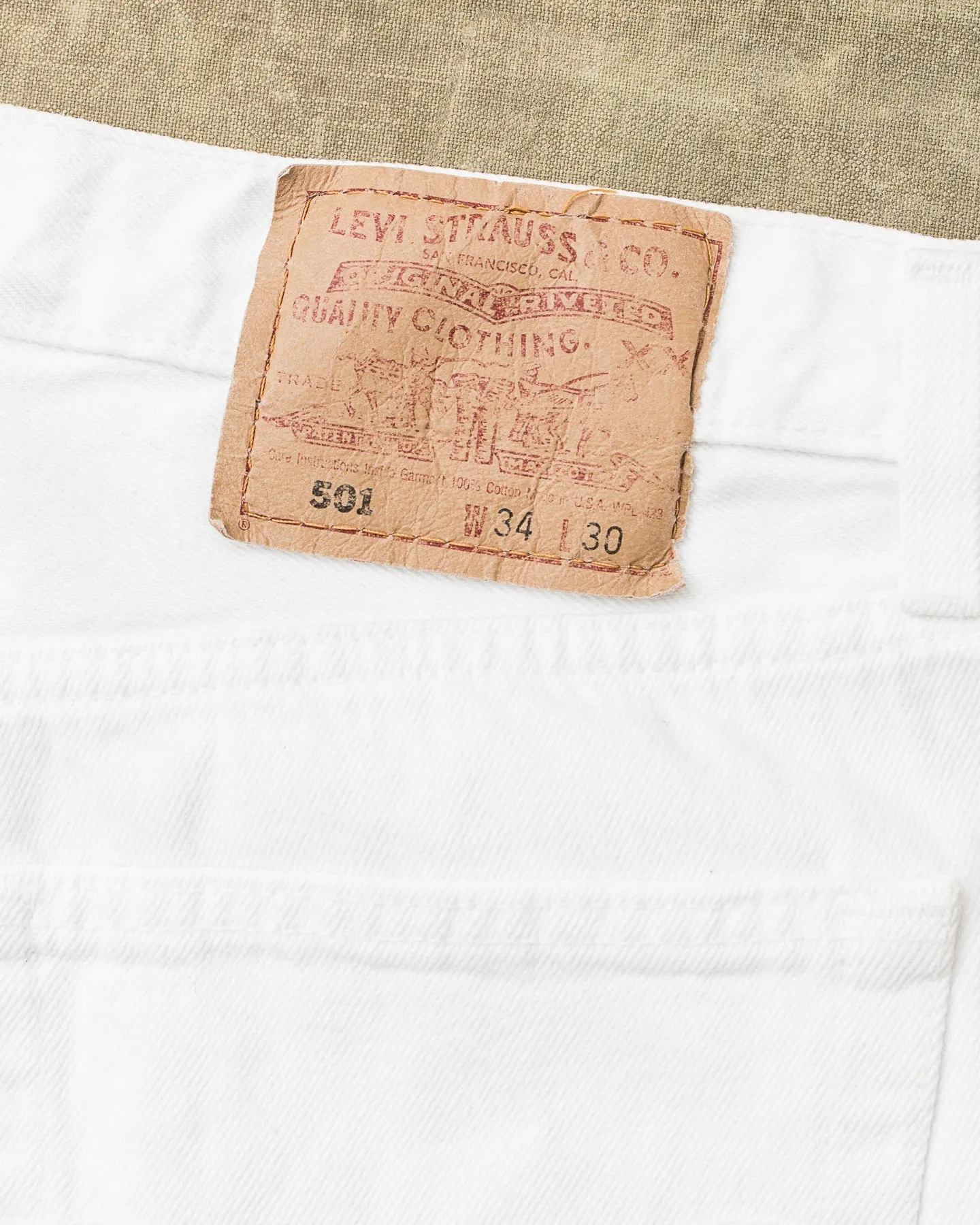 Vintage 1990s Made in USA White Levi's 501 Jeans W 34 / L 32